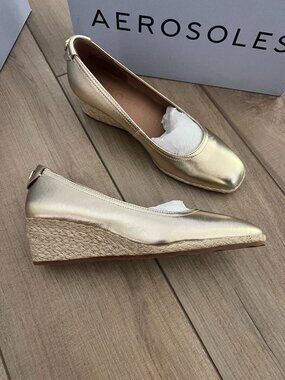 AEROSOLES Gold Metallic Wedge Espadrilles
